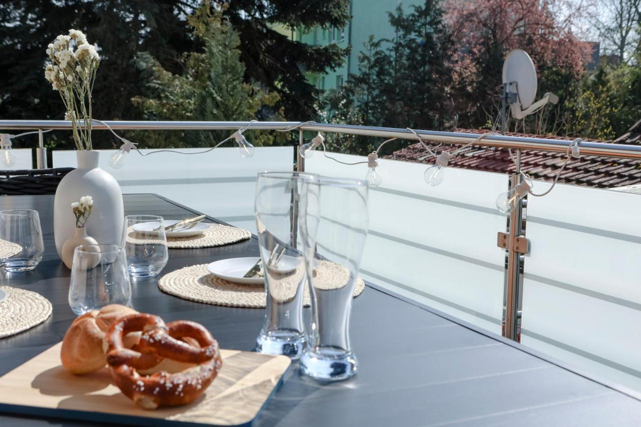 Lumen Homes - Design-Apt. Nahe Audi Und Altstadt, 3 Zimmer, Netflix Ингольштадт Экстерьер фото